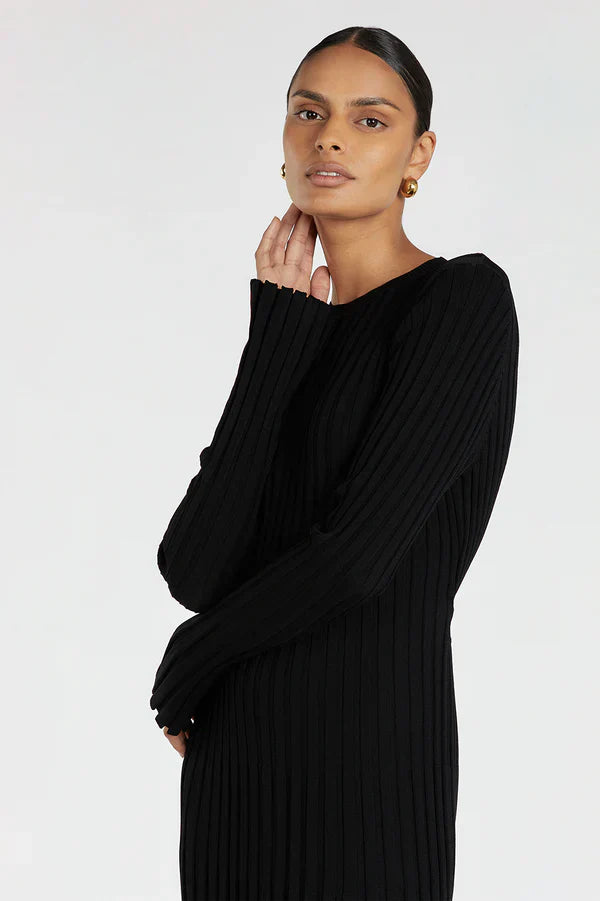 Ribbed Knit Maxi Dress | Long Sleeve | Sleek & Minimal